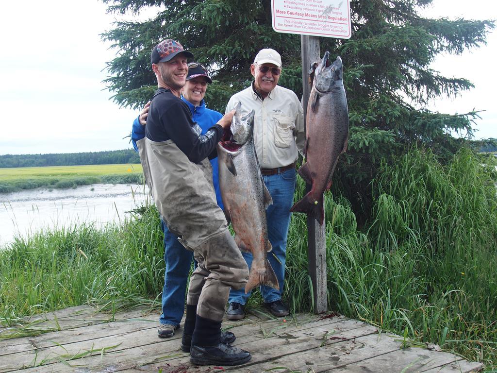 Salmon Catcher Lodge Kenai Dış mekan fotoğraf